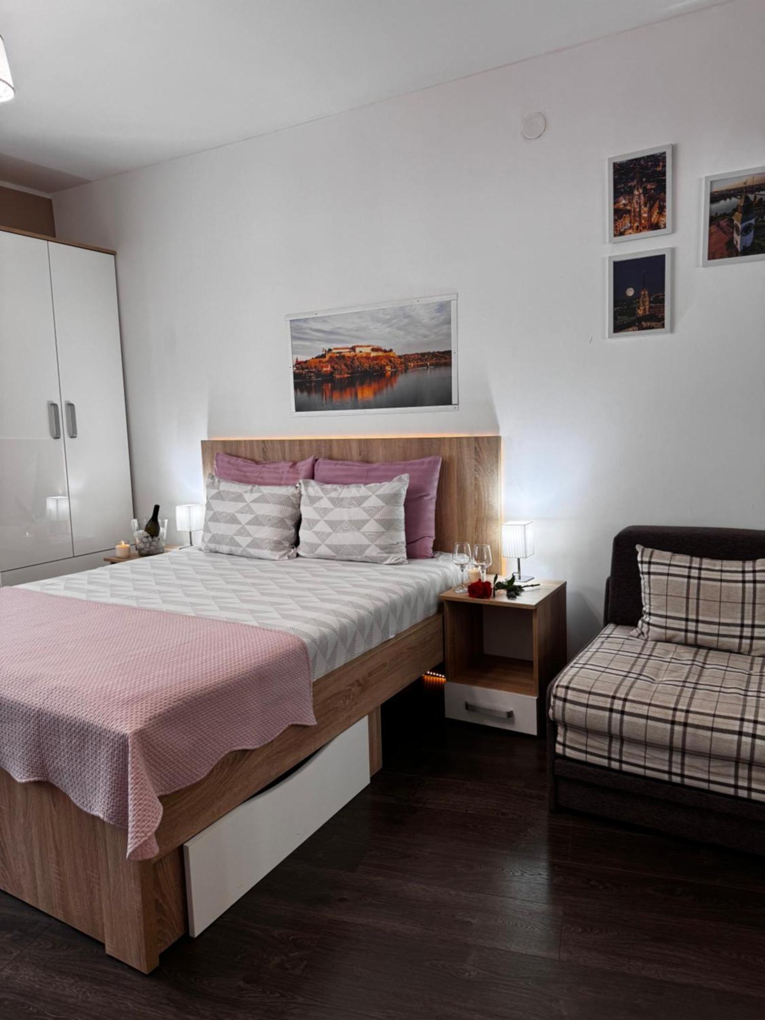 Post Apartmani A-1 Novi Sad Esterno foto
